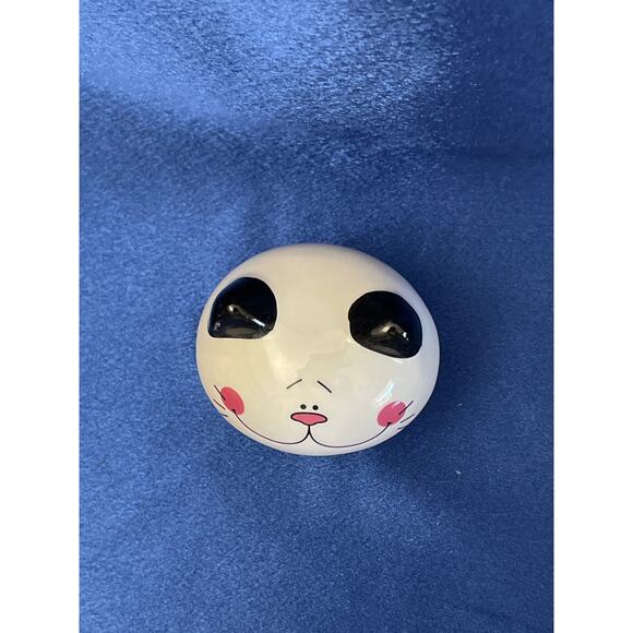 Cute Porcelain Black and White Smiling Large Headed Cat - Picture 5 of 6